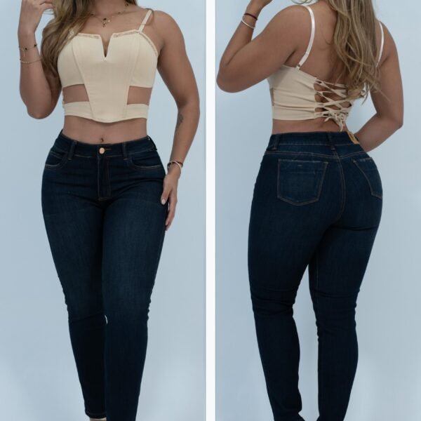Skinny Dama
